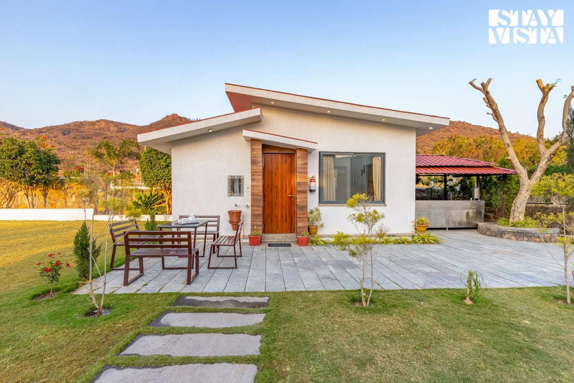 Stayvista'S Bella Dream - Mountain-View With Outdoor Pool, Lawn Featuring A Gazebo & Indoor Games Udaipur Esterno foto